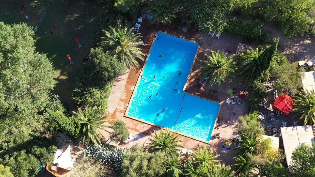 Camping La Peiriere Tuchan Экстерьер фото